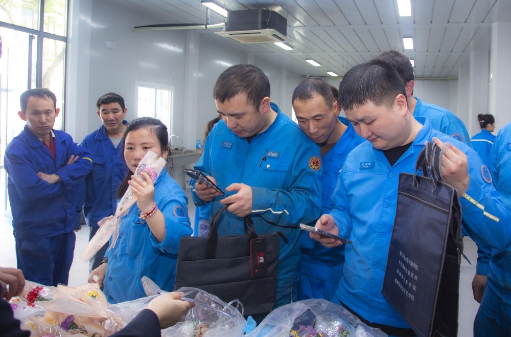 豪利777(中国)英超切尔西官方相助同伴